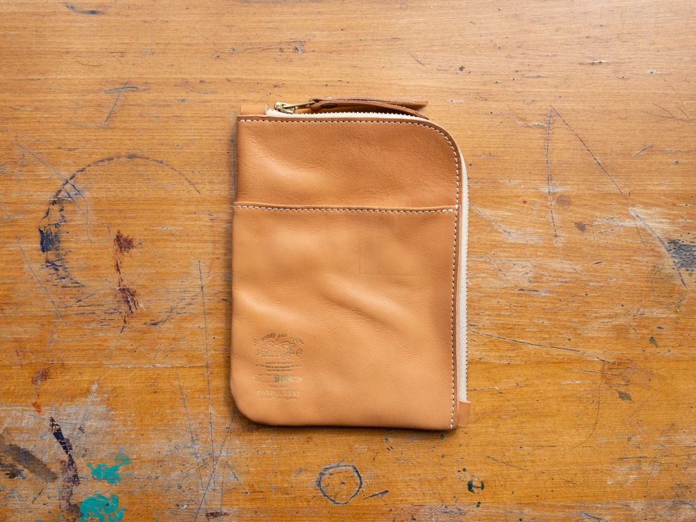 <b>PRE-ORDER</b> - The Superior Labor - Leather Portfolio - Natural (A6)