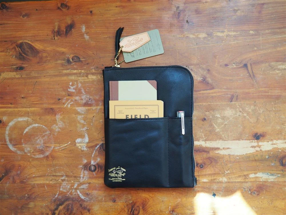 <b>PRE-ORDER</b> - The Superior Labor - Leather Portfolio - Black (A5)