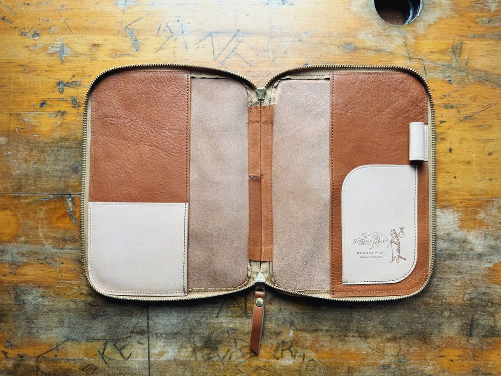 <b>PRE-ORDER</b> - The Superior Labor - Zipper Portfolio (A5) - Image 3