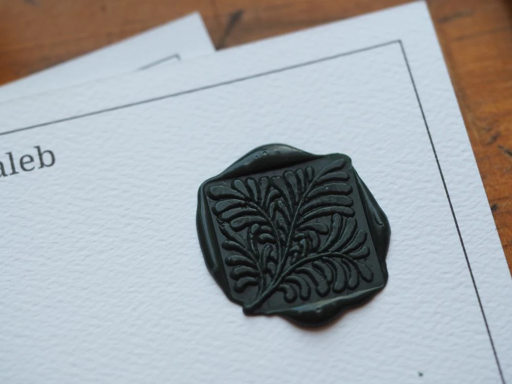 Backtozero - Brass Seal with Handle - Palm Leaf