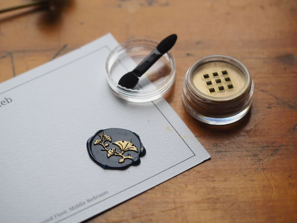 Backtozero - Metallic Highlight Powder - Gold