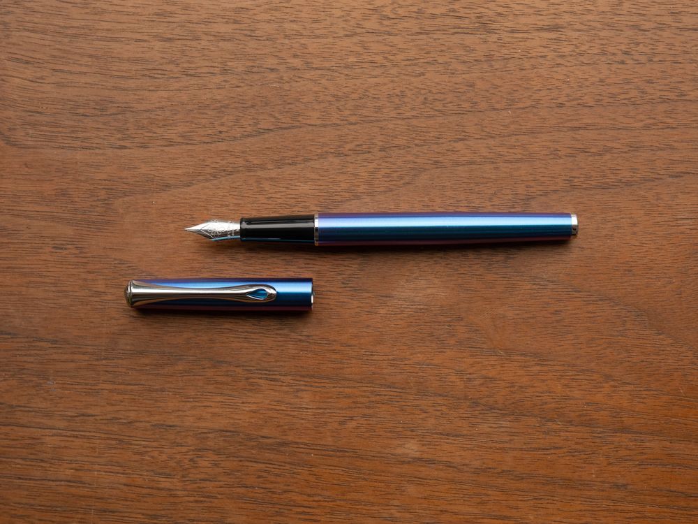 Diplomat Fountain Pen - Traveller - Funky Blue - Image 2