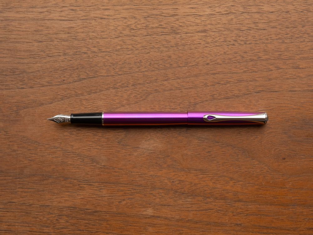 Diplomat Fountain Pen - Traveller - Funky Fuchsia - Image 2