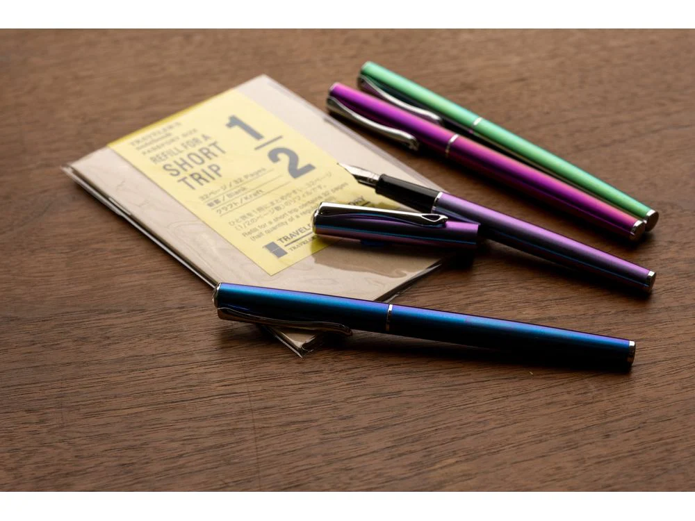 Diplomat Fountain Pen - Traveller - Funky Fuchsia - Image 4