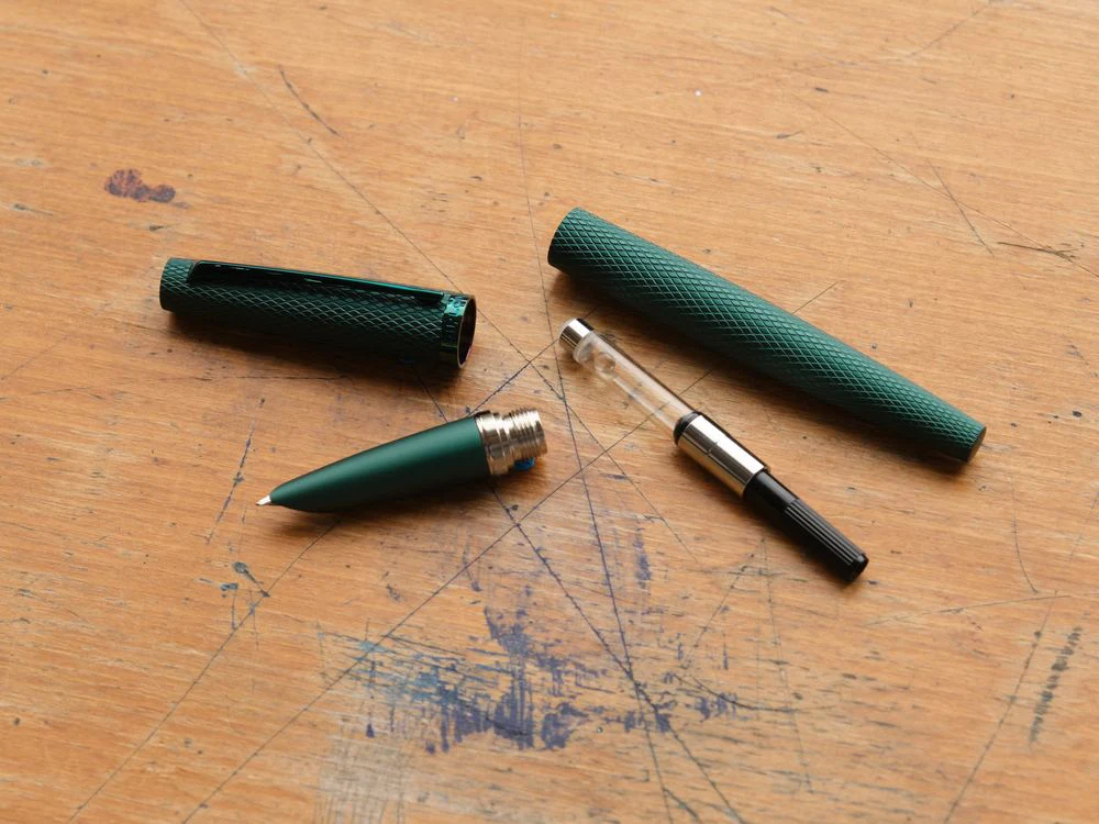 Diplomat Fountain Pen - Viper - Guilloche Green - Image 3