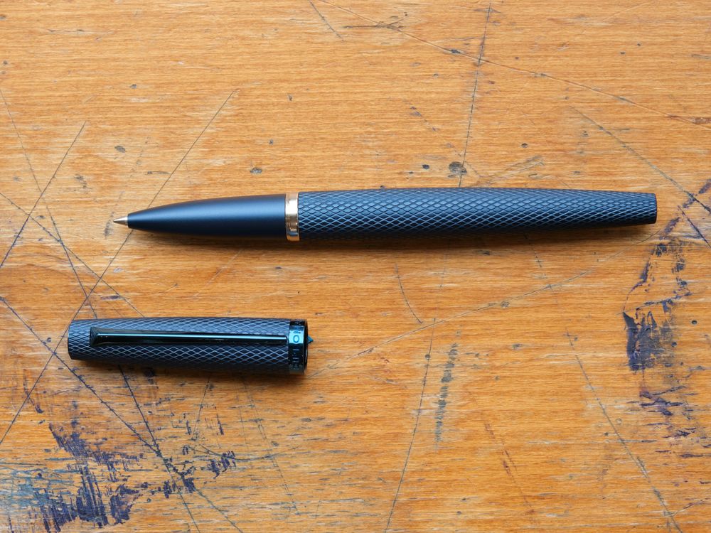 Diplomat Rollerball - Viper - Guilloche Blue - Image 3
