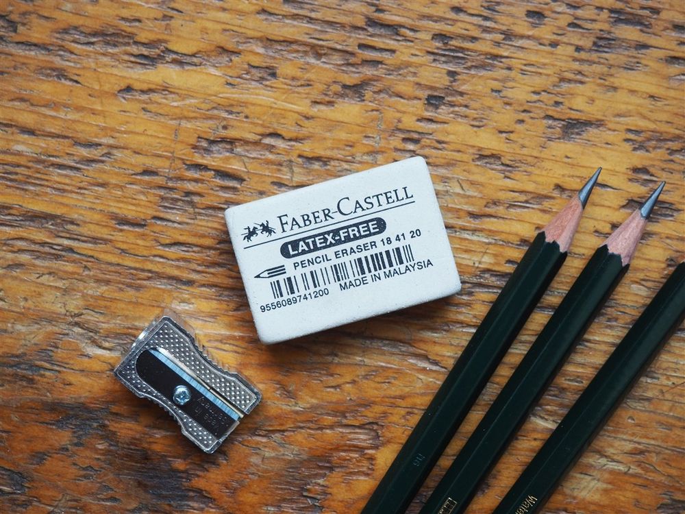 Faber-Castell White Latex-Free Pencil Eraser - Image 2