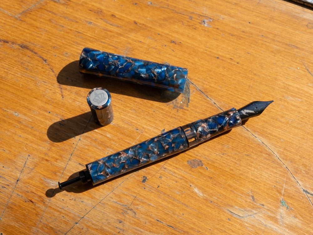 Fine Writing International Fountain Pen - Scepter - Blue - Image 2
