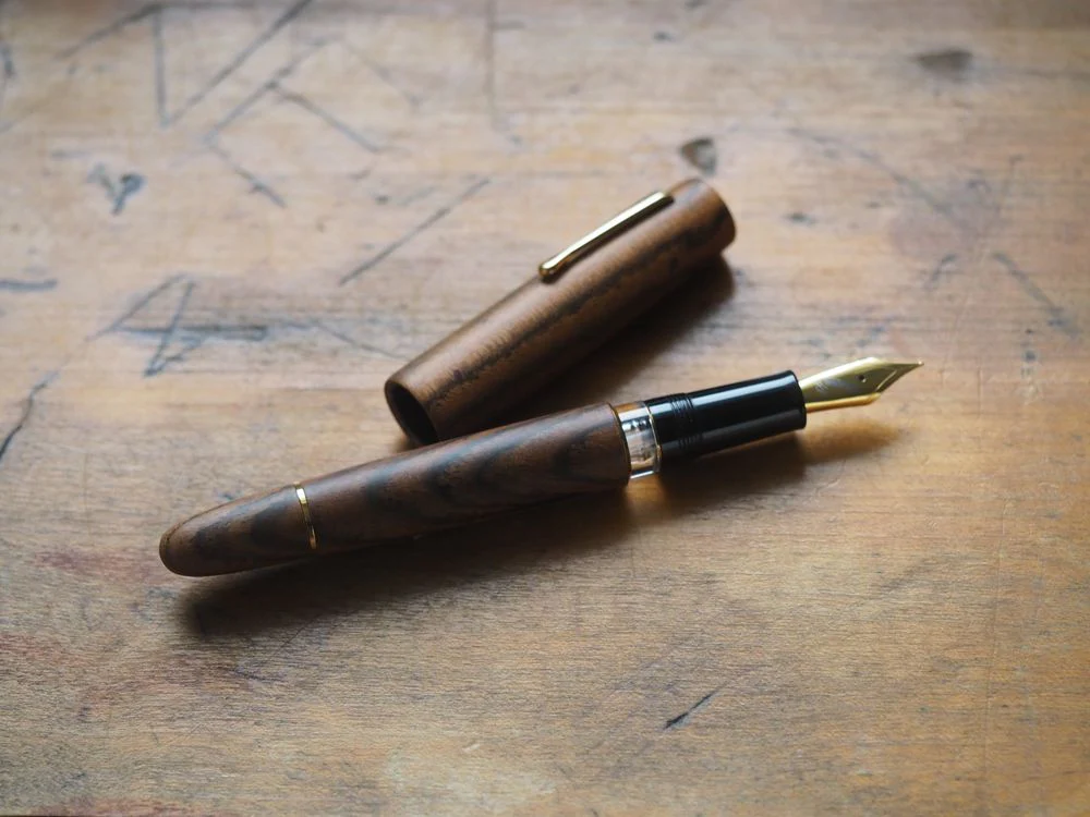 Fine Writing International Fountain Pen - Wood Vacuum - Bocote