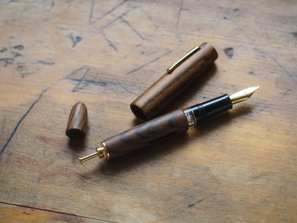Fine Writing International Fountain Pen - Wood Vacuum - Bocote - Image 2