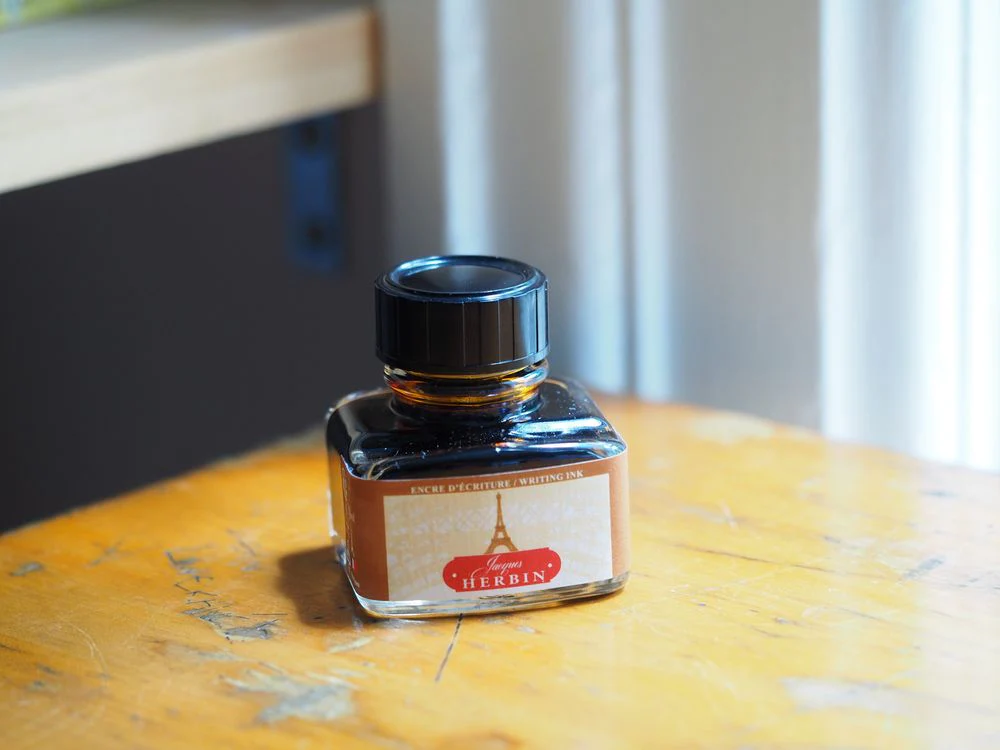 Jacques Herbin Fountain Pen Ink (30mL) - Paris Series - Brun Eiffel (Yellow/Brown)