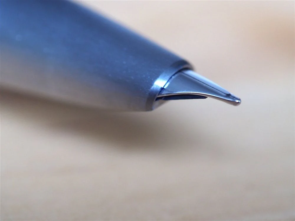 Lamy 2000 Fountain Pen - Stainless Steel - Image 4