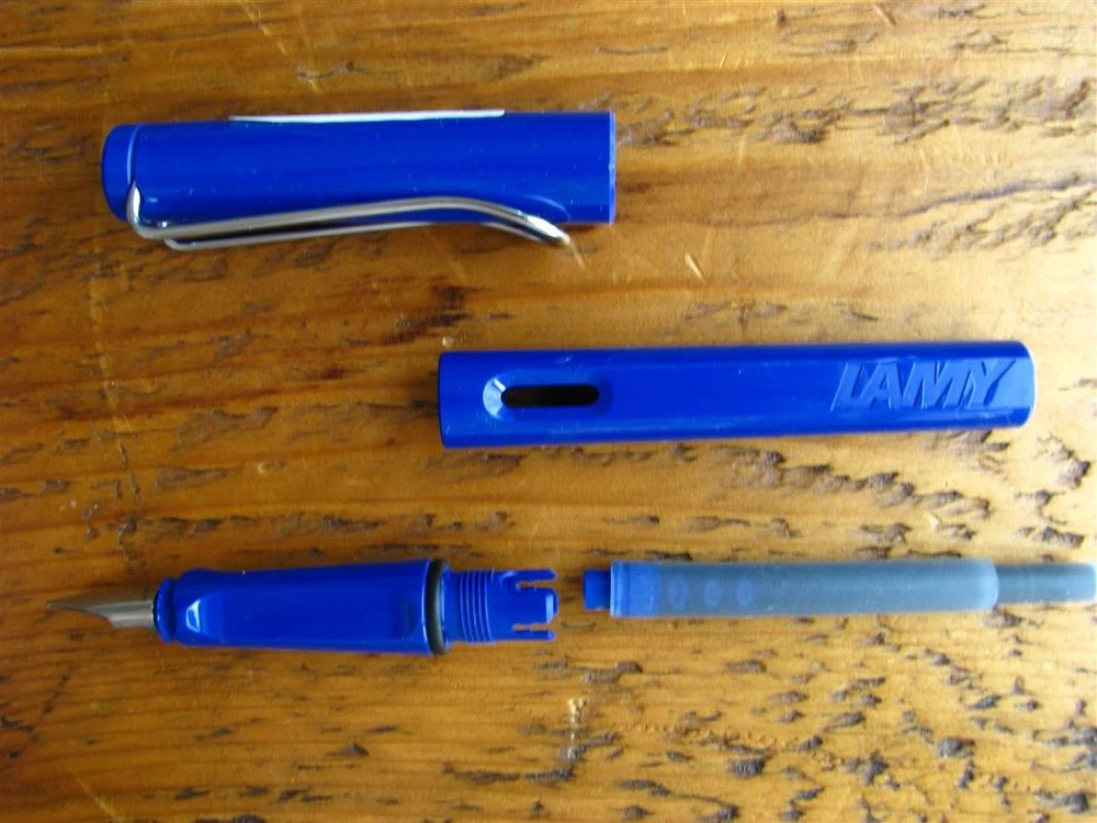 Lamy Safari Fountain Pen - Blue - Image 7