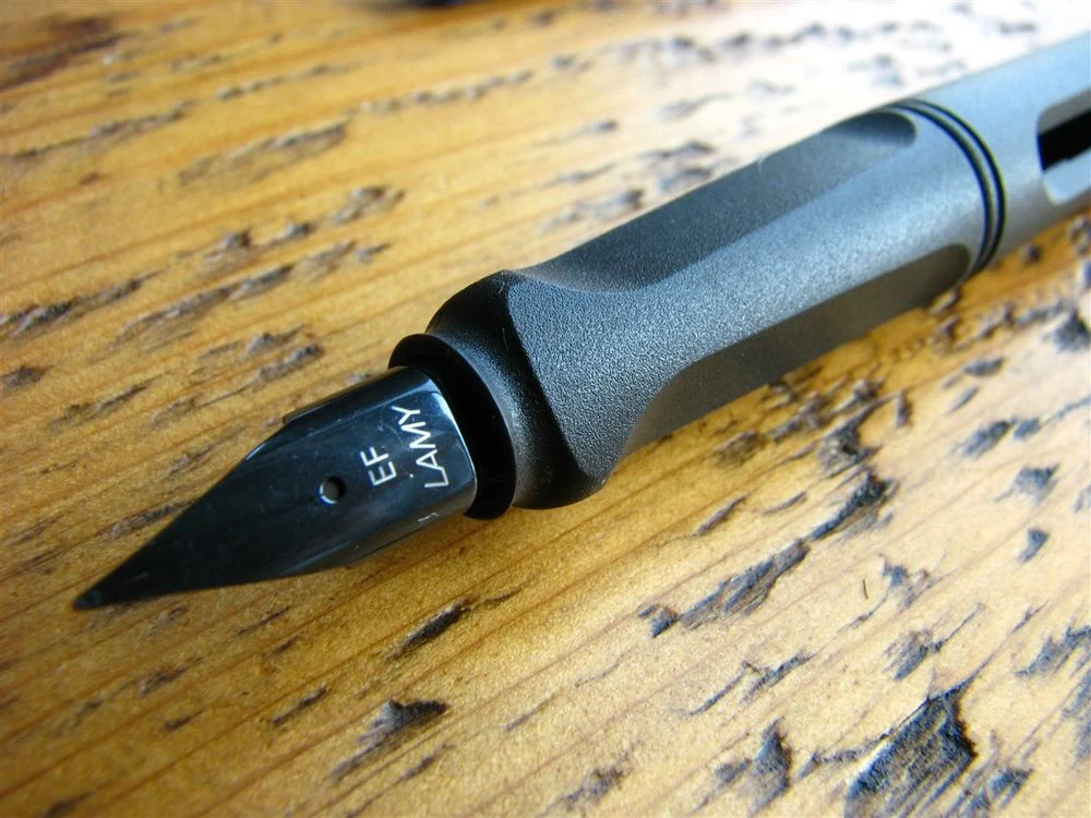 Lamy Safari Fountain Pen - Charcoal Black - Image 5