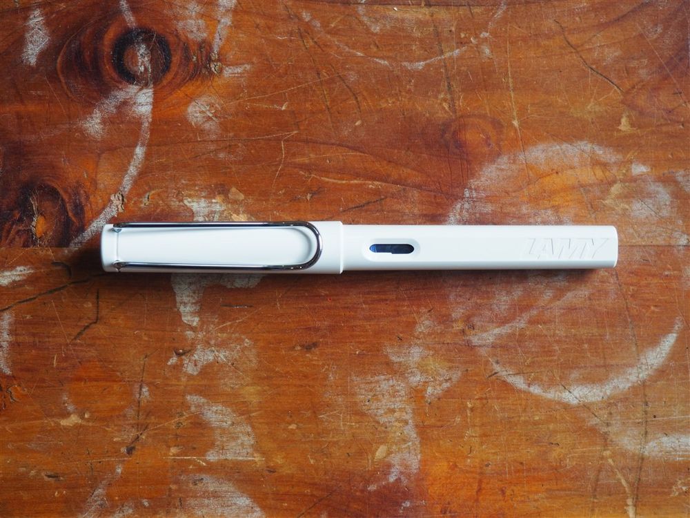 Lamy Safari Fountain Pen - White