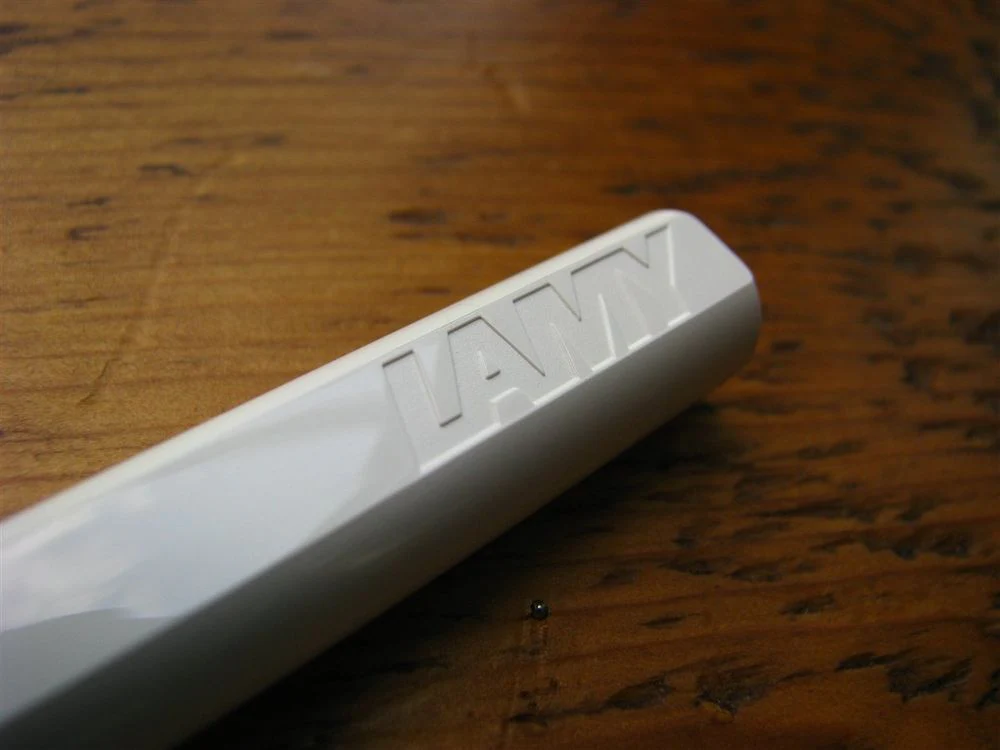 Lamy Safari Fountain Pen - White - Image 6