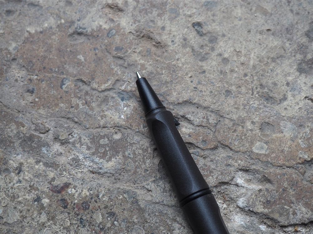 Lamy Safari Rollerball Pen - Charcoal - Image 4