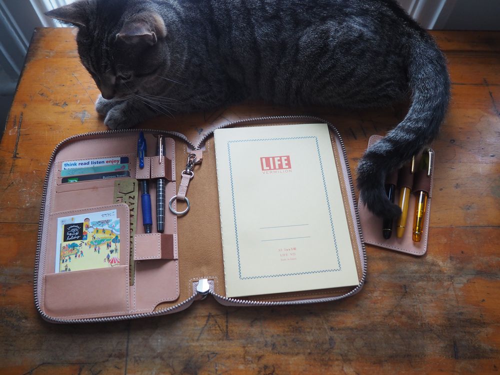 Galen Leather - Leather Zippered A5 Leuchtturm1917 Notebook Folio - Undyed Leather - Image 3