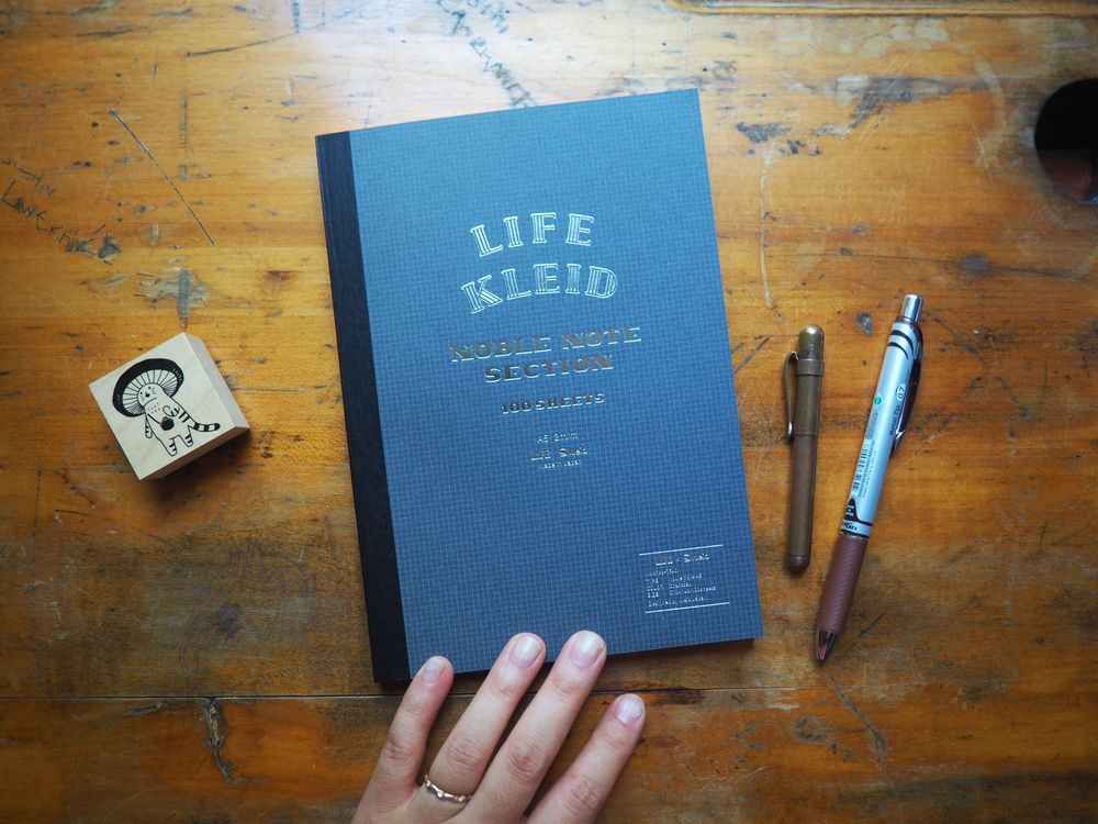 Life Stationery Kleid Noble Note Section - Charcoal - A5