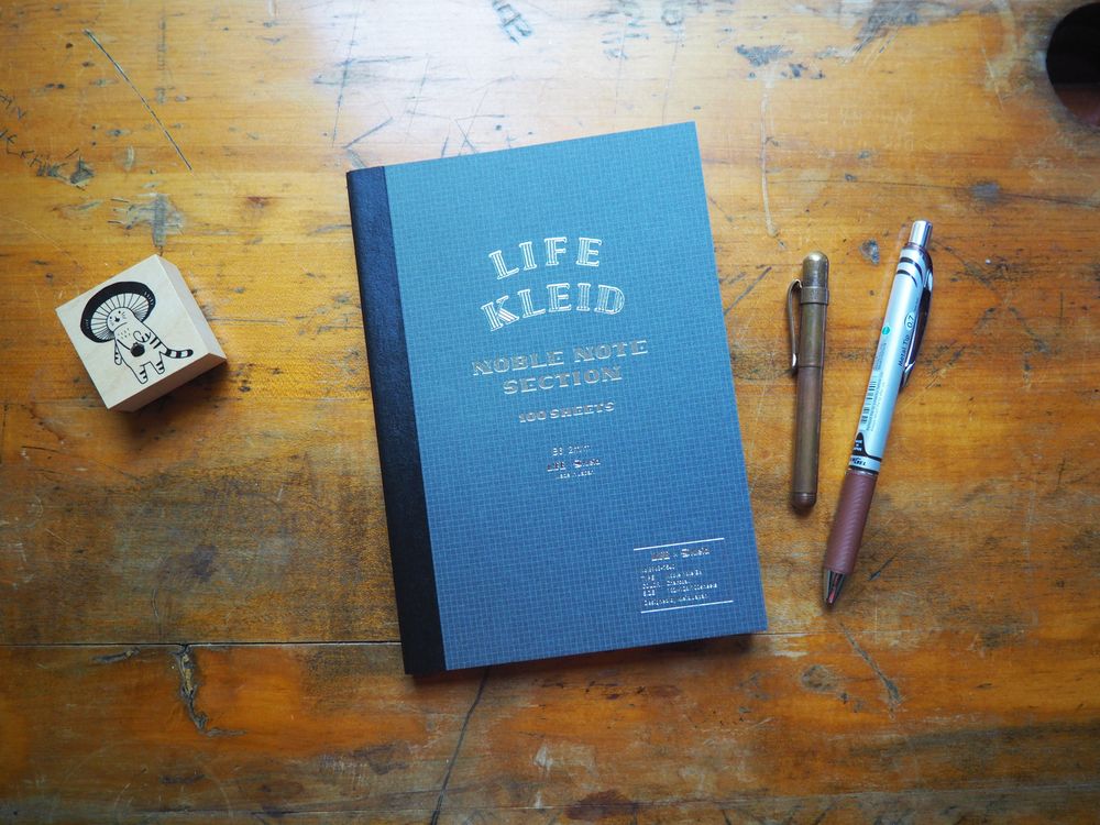 Life Stationery Kleid Noble Note Section - Charcoal - B6
