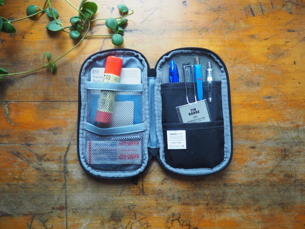 Lihit Lab - Compact Pen Case Smart Fit - Navy (A-7687-11) - Image 3