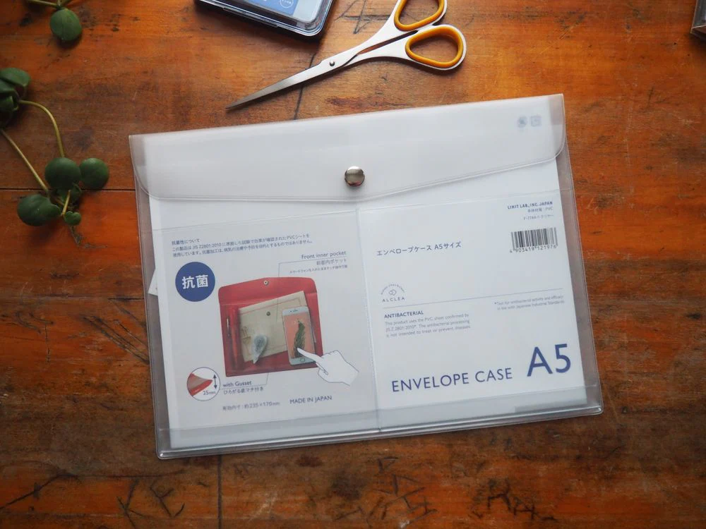 Lihit Lab - Envelope Case A5 - Clear (F-7744-1)