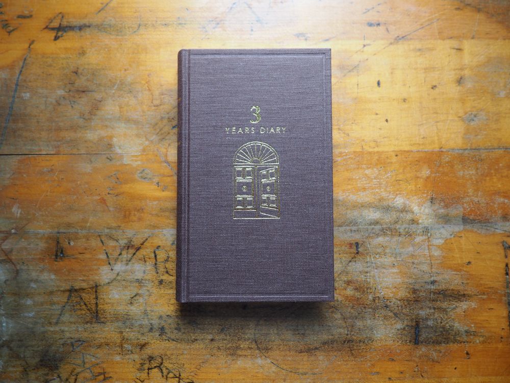 Midori 3 Years Diary - Brown
