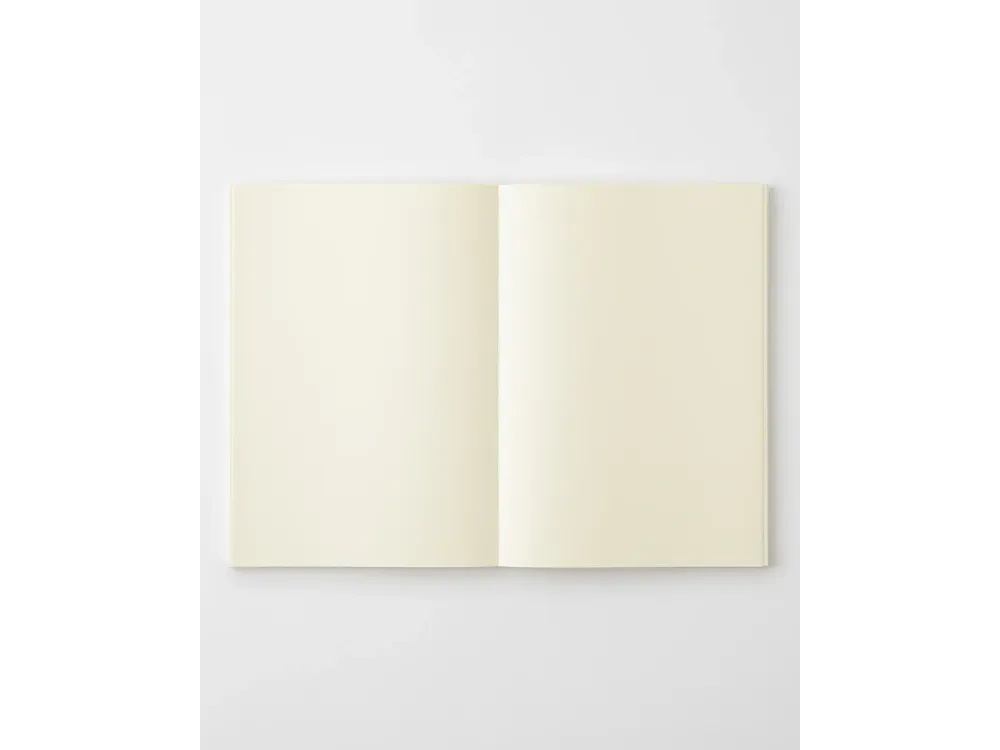 Midori MD Notebook A5 - Blank - Image 3