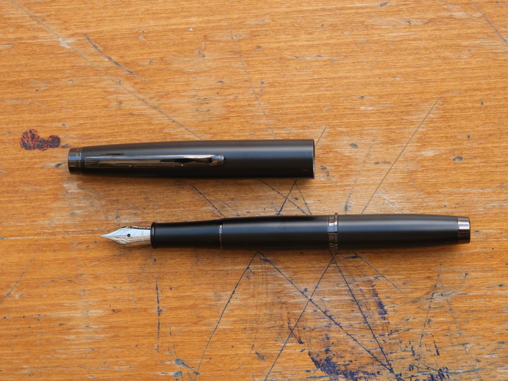 Monteverde Dakota Fountain Pen - Black Sky - Image 3