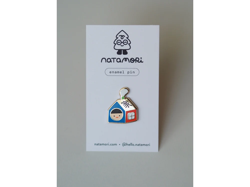 natamori - Enamel Pin - Home (家)