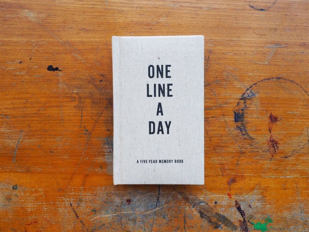 One Line a Day - A Five Year Memory Book