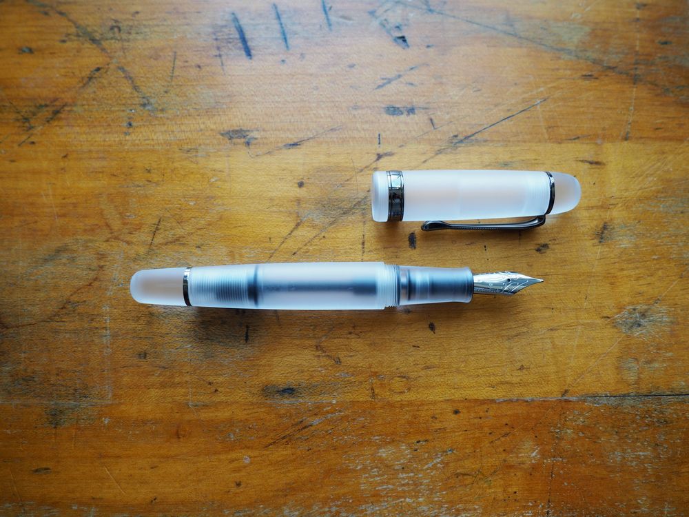 Opus 88 JAZZ Fountain Pen - Holiday