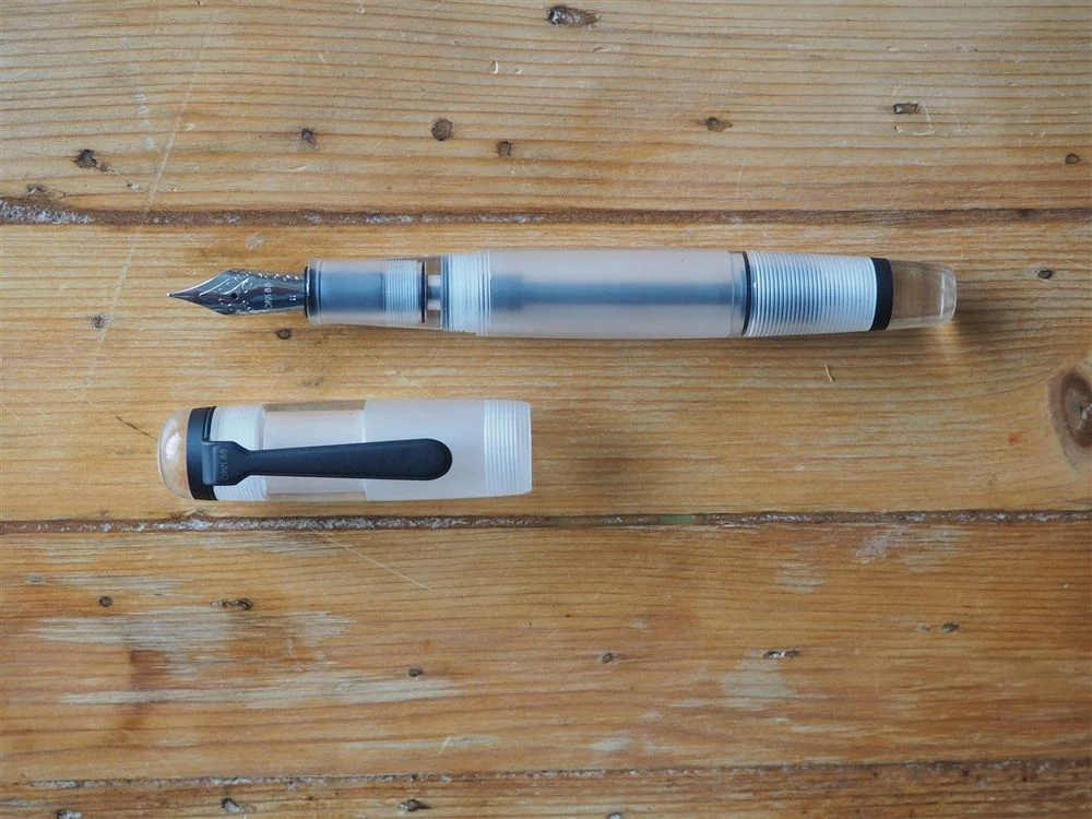 Opus 88 OMAR Fountain Pen - Clear