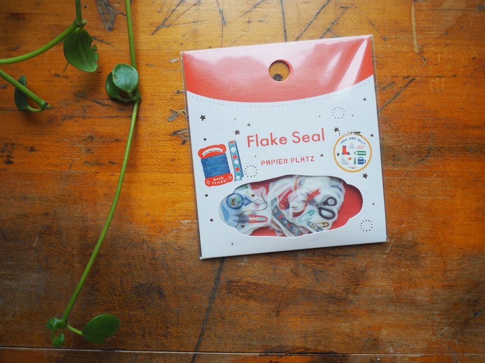 Papier Platz x Eric Small Things - Stickers Flake Seal - 54 Pieces - Sewing (37-890)