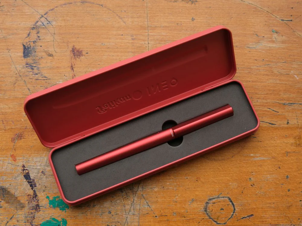Pelikan Ineo Fountain Pen - Fiery Red - Image 3