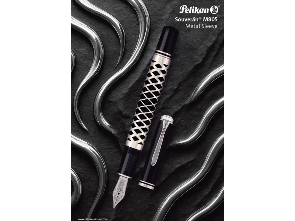 Pelikan Souverän M805 Fountain Pen - Metal Sleeve - Image 3