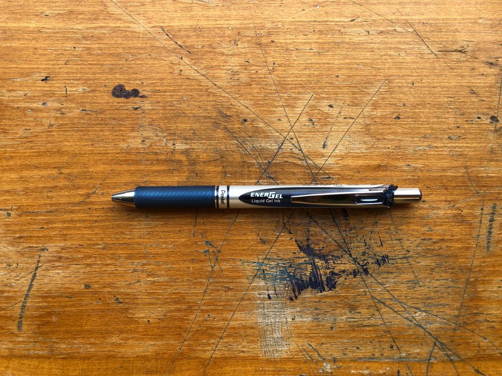 Pentel Energel Retractable Gel Roller Pen - 0.7mm - Navy Blue