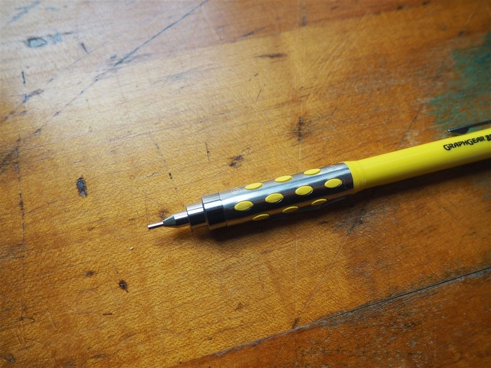 Pentel Graphgear 800 Lead Pencil - 0.9mm - Yellow - Image 2