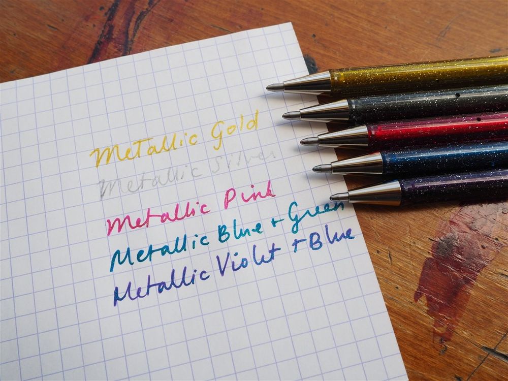 Pentel Hybrid Dual Metallic Gel Pen - Gold - Image 3