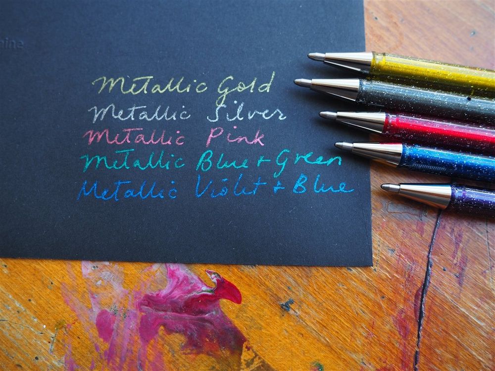 Pentel Hybrid Dual Metallic Gel Pen - Pink & Metallic Pink - Image 2