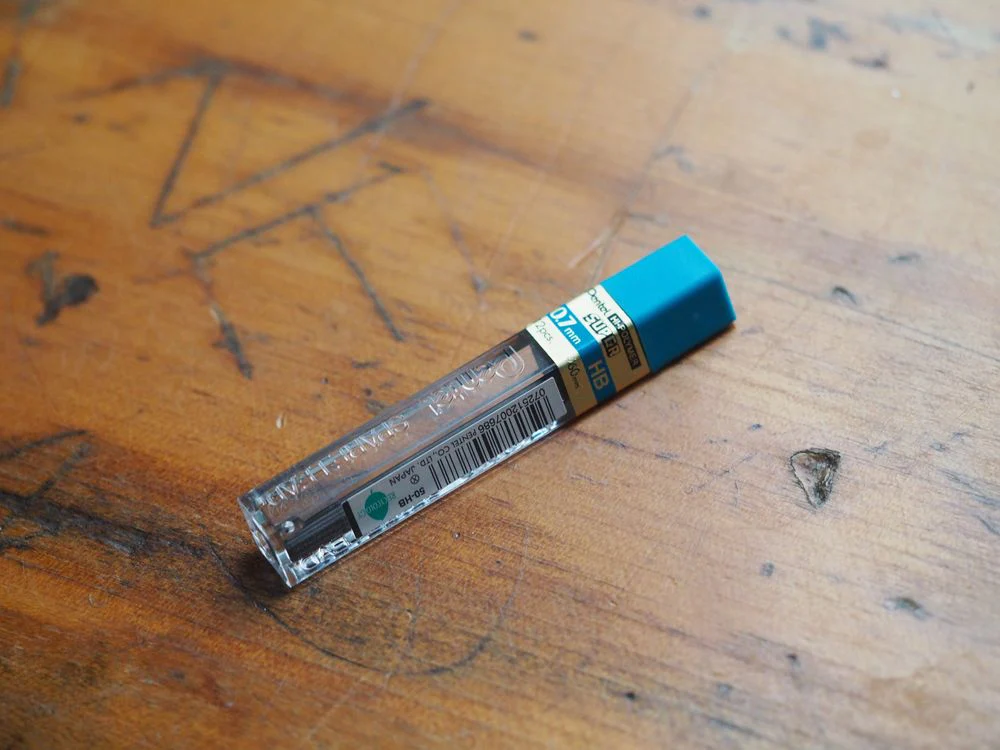 Pentel Super Hi-Polymer Lead Refill (12 pieces) - 0.7mm (HB)
