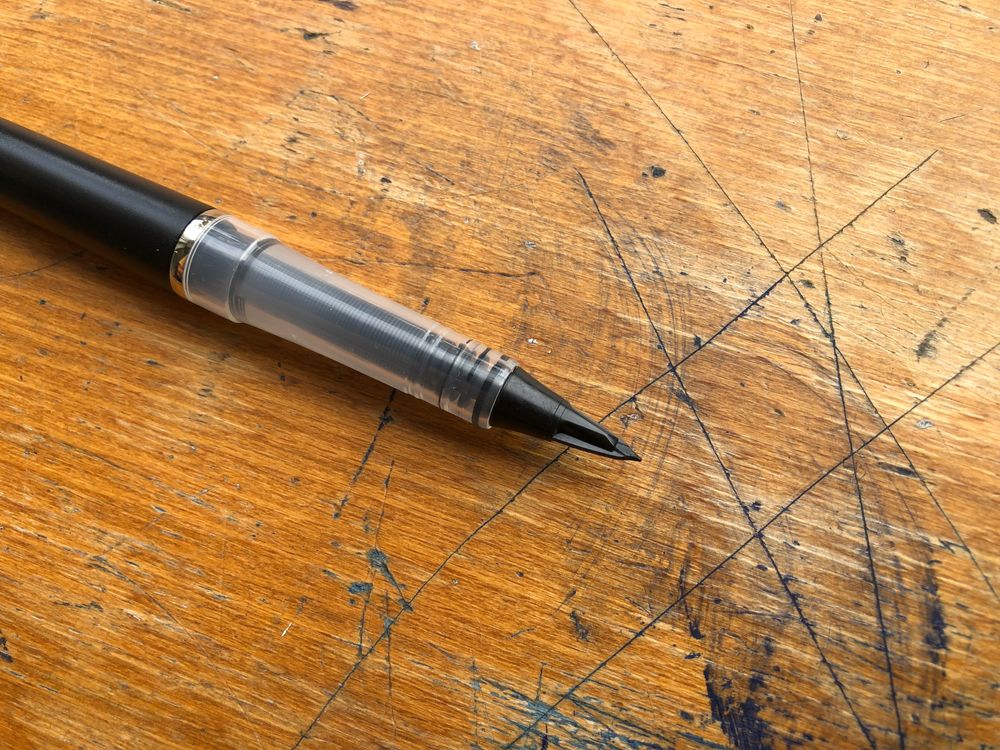 Pentel Tradio Stylo (Fountain Pen Style Pen) - Black - Image 2