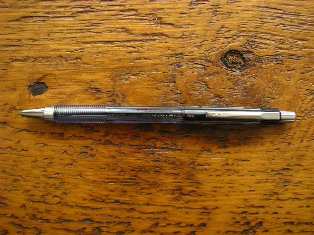Pilot Better Retractable Ballpoint Pen - Black
