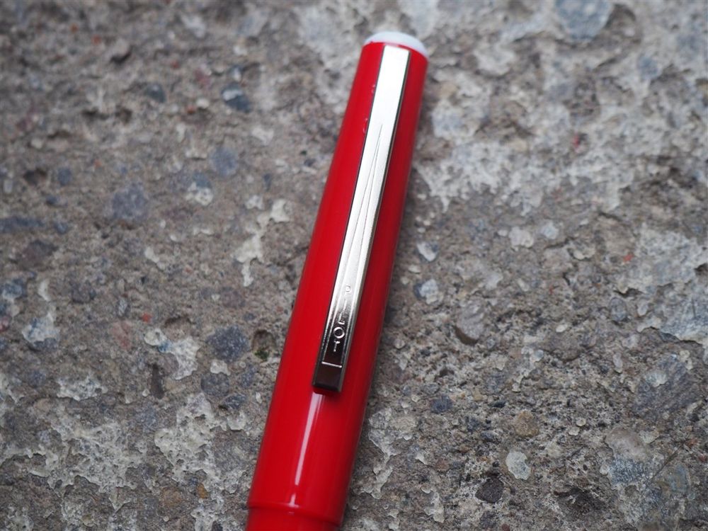 Pilot Fineliner - Red - Image 4