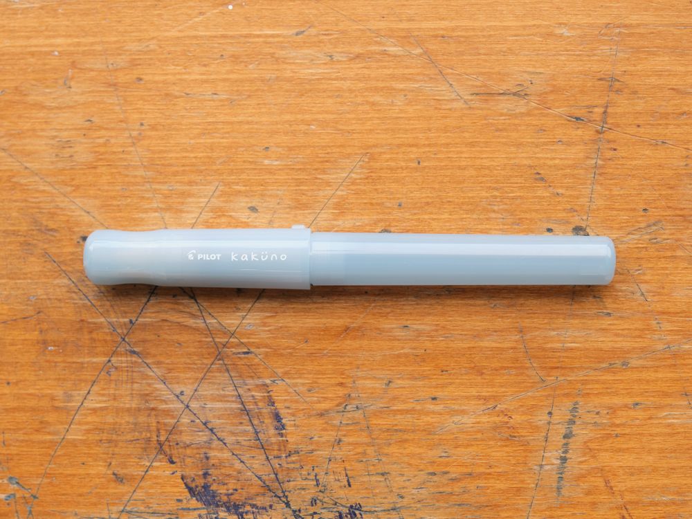 Pilot Fountain Pen - Kakuno Madoromi - Drowsy Light Blue