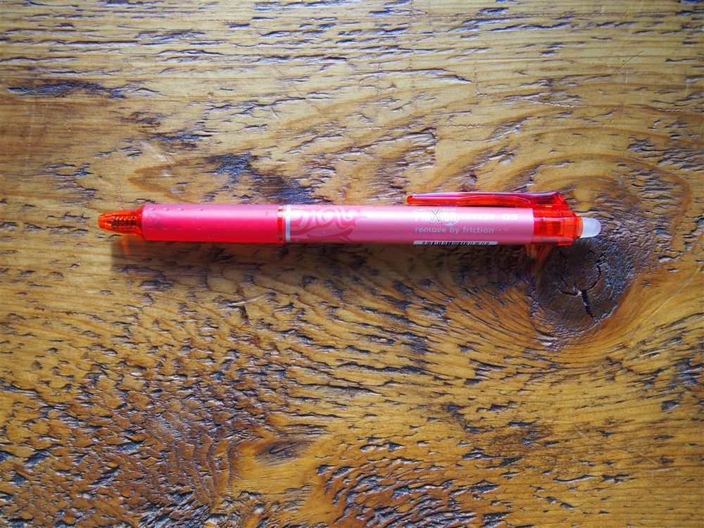 Pilot FriXion Erasable Retractable Gel Pen - Red