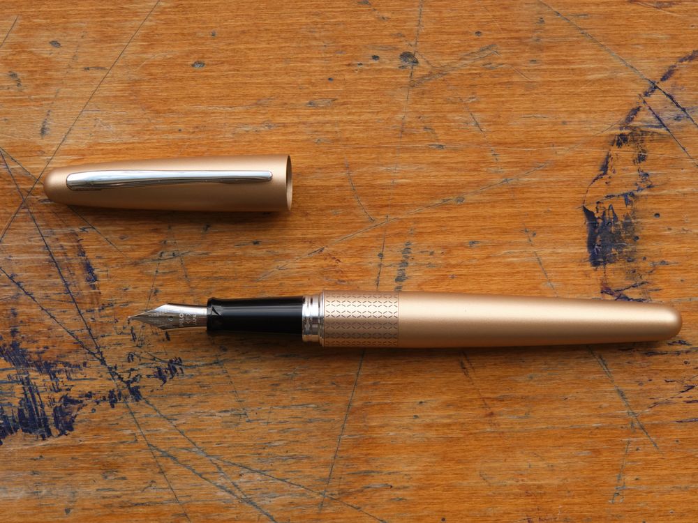 Pilot Metropolitan - Diamond Gold - Image 2