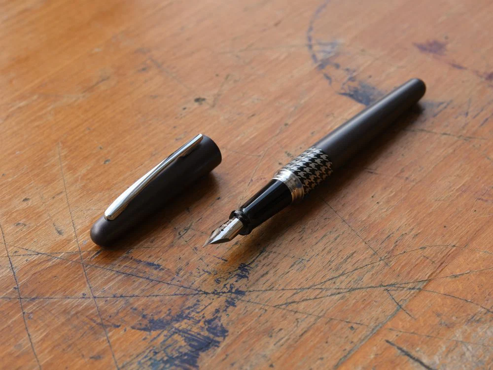 Pilot Metropolitan - Retro Pop - Grey - Image 3