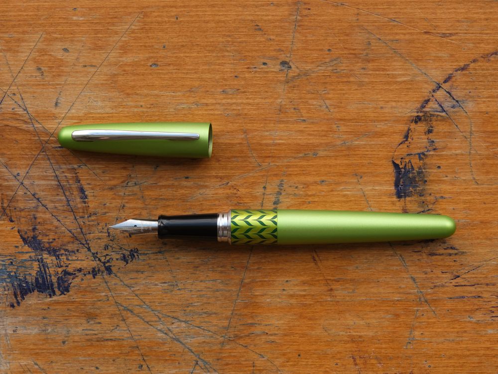 Pilot Metropolitan - Retro Pop - Lime Green - Image 2