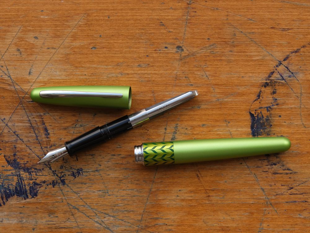 Pilot Metropolitan - Retro Pop - Lime Green - Image 3
